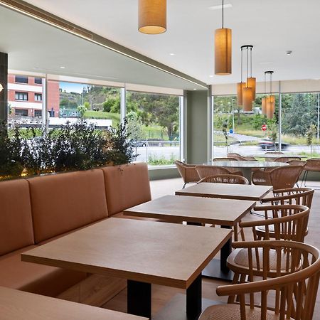 B&B Hotel Кастро-Урдиалес Екстериор снимка